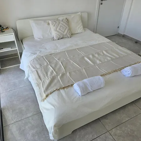 White Sea View Apartment Apartment *